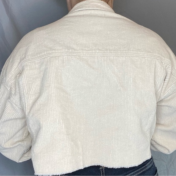 Corduroy, cream, cropped jacket - Picture 3 of 3